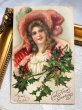 画像2: Postcard  アンティークポストカード　クリスマス　羽帽子の女性　ホーリー　1909年 (2)