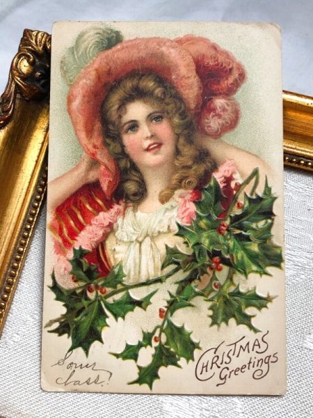 画像2: Postcard  アンティークポストカード クリスマス 羽帽子の女性 ホーリー 1909年 (2)