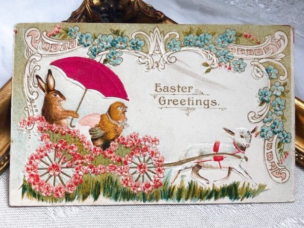 画像2: Postcard アンティークポストカード イースター  羊車でお出かけするウサギさんとヒヨコさん シルク貼り 1908年 (2)