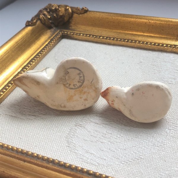 右側の小さいほうの商品になります。