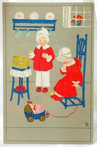 画像1: Postcard 　アンティークポストカード   小鳥と遊ぶ子どもたち　赤い服　Lia Doring 　（未使用） (1)