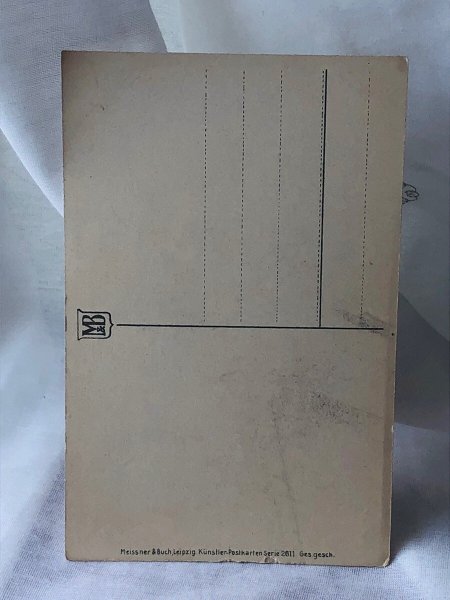 画像2: Postcard  アンティークポストカード   ベビーチェアの女の子にお花をあげる女の子 哺乳瓶 Lia Doring  (未使用) (2)
