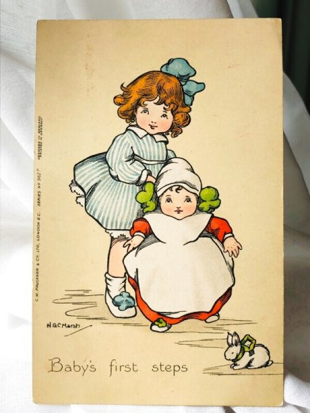 画像1: Postcard　アンティークポストカード　赤ちゃんの最初の一歩　ウサギ　 H.G.C. Marsh　 (1)