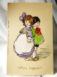 画像1: Postcard　アンティークポストカード　背比べ　男の子と女の子　 H.G.C. Marsh　1910年 (1)