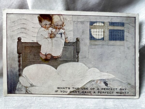 画像1: Postcard 　アンティークポストカード　ネズミが怖い子どもたち　Mabel Lucie Attwell (1)