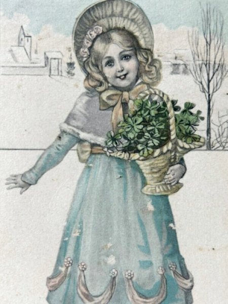 画像2: Postcard アンティークポストカード 新年祝い 四つ葉のクローバーのパニエを持つ女の子 ベルギー1907年 ウィーン趣味風 (2)