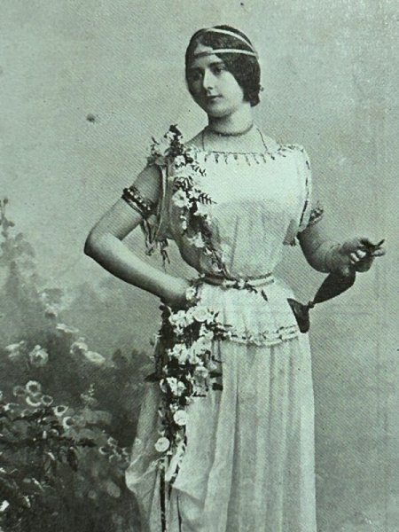 画像2: Postcard 　アンティークポストカード　フランス女優　クレオ・ド・メロード　Cleo de Merode (2)