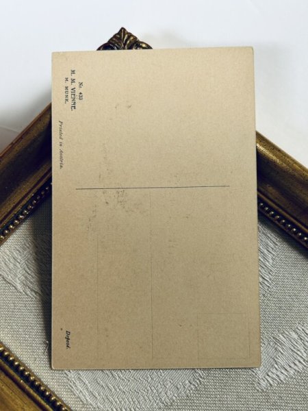 画像4: Postcard アンティークポストカード イースター 卵を持ってお出かけをする女の子たち M.M.VIENNE  (4)