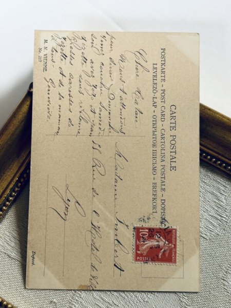 画像4: Postcard アンティークポストカード ウサギと女の子 うさぎ M.M.VIENNE フランス切手 (4)