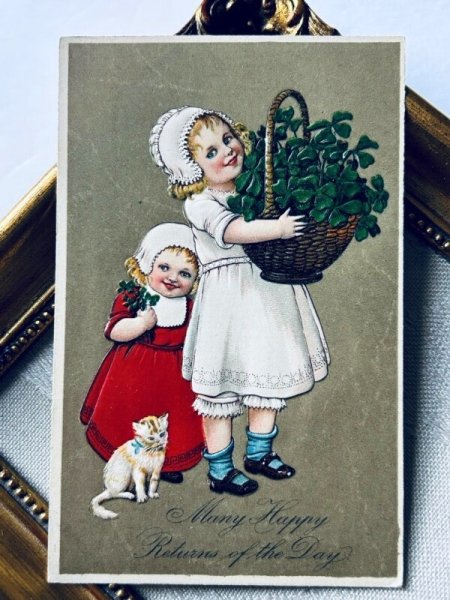 画像2: Postcard アンティークポストカード 四つ葉クローバーのバスケットと女の子と子猫  Marie Flatscher  (2)