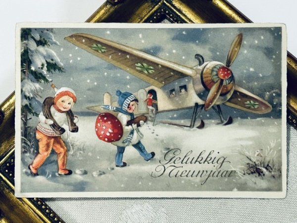 画像2: Postcard アンティークポストカード 大きなキノコと馬蹄を運ぶ子どもたち プロペラ飛行機 新年祝い New Year  (2)