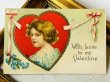 画像2: Postcard　アンティークポストカード　バレンタイン　忘れな草のお花とハートの中の女の子　Ellen Clapsaddle　（未使用） (2)