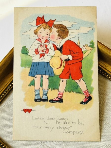画像2: Postcard アンティークポストカード バレンタイン セーラー服の女の子のキスをする男の子 (2)