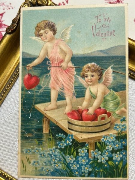 画像2: Postcard アンティークポストカード バレンタイン ハートを釣るキューピッド天使  (2)