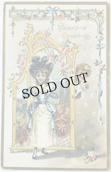 画像1: Postcard  アンティークポストカード　バレンタイン　羽帽子の女の子　 (1)