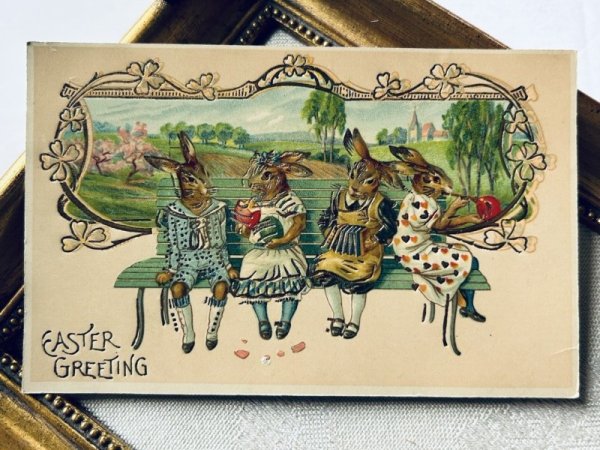 画像2: Postcard アンティークポストカード イースター  ベンチに座る子ウサギたち イースターエッグ アコーディオン (未使用) (2)