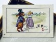 画像2: Postcard　アンティークポストカード　イースター 　教会へ向かうウサギの家族　親子　1922年 (2)