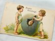 画像2: Postcard　アンティークポストカード　イースター 　卵の中のウサギを取り出す子ども (2)