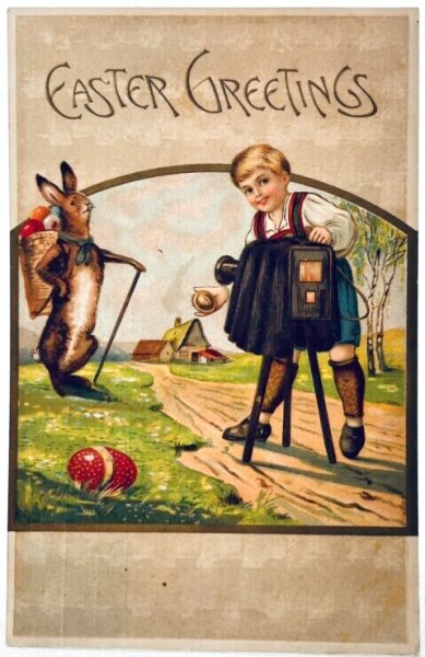 画像1: Postcard　アンティークポストカード　イースター 　ウサギの写真を撮影する男の子 (1)