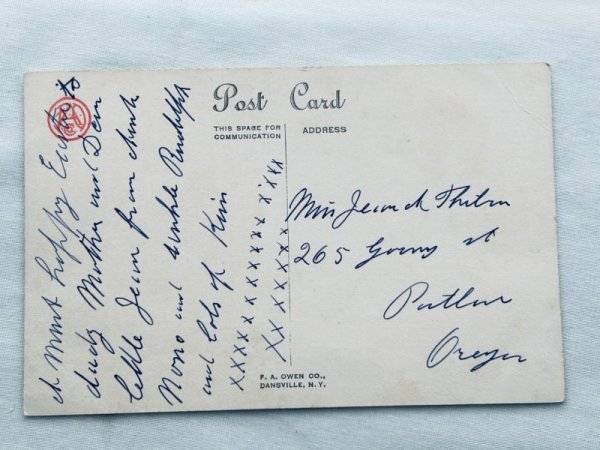 画像2: Postcard アンティークポストカード イースター  女の子と帽子箱の中のウサギ  (2)