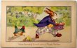 画像1: Postcard　アンティークポストカード　イースター 　卵を盗んで逃げるウサギを追いかけるニワトリ　（未使用） (1)