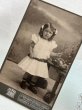 画像2: Vintage carte de visite　アンティーク　ミニ肖像写真　お花かごと女の子　ドイツ (2)