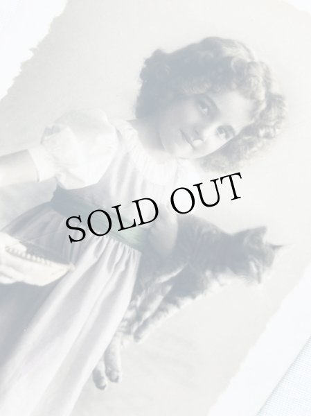 画像2: Postcard    アンティークポストカード　猫と女の子　 Grete Reinwald (2)