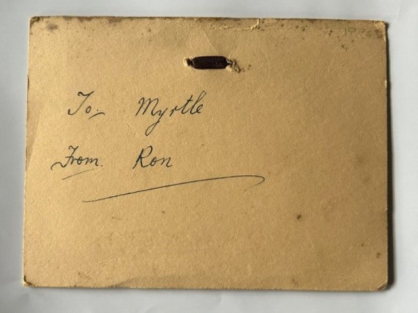 画像2: Greeting card　アンティークグリーティングカード　新年祝い　New Year ワイヤーフォックステリア犬 (2)