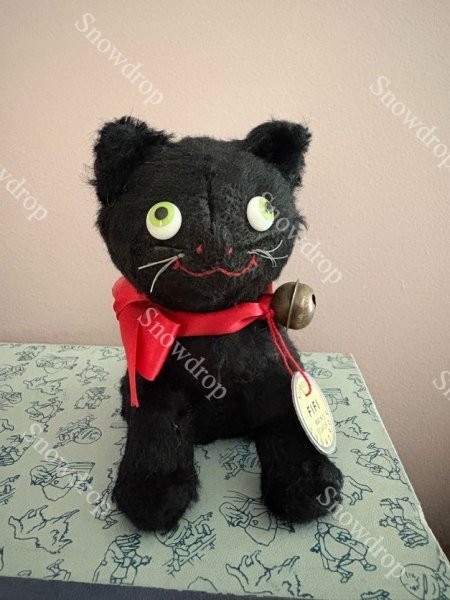 画像1: 【ご予約注文】Snowdrop ハンドメイド　アンティーク風ぬいぐるみ　黒猫　モヘア　（14cm） (1)