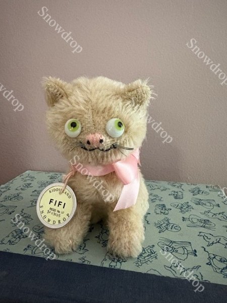 画像1: 【ご予約注文】Snowdrop ハンドメイド　アンティーク風ぬいぐるみ　猫　オートミールモヘア　（12cm） (1)