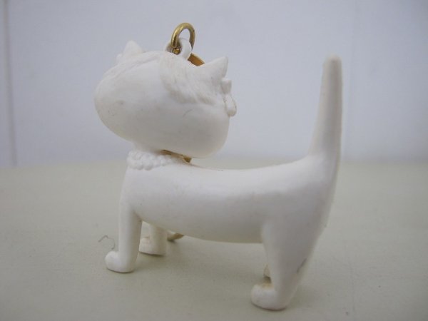 画像3: Vintage Key Ring 　Unimel フランス製　ユニメル　お洒落キャットのキーホルダー（白） (3)