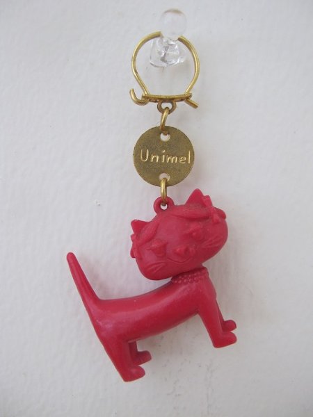 画像1: Vintage Key Ring 　Unimel フランス製　ユニメル　お洒落キャットのキーホルダー（赤） (1)