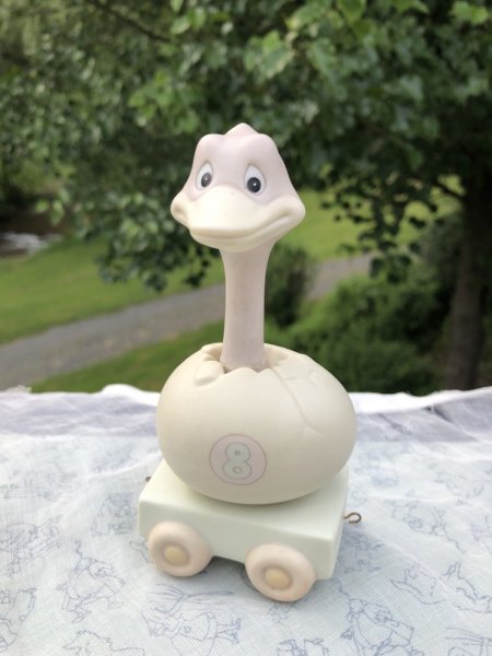 画像6: (難あり) Vintage  Precious Moments ：Birthday Train プレシャスモーメント　ビンテージフィギュリン　8歳・バースデートレイン　サーカスのダチョウさん　 エネスコ社　 (6)