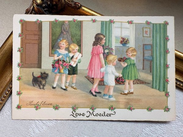 画像2: Postcard　アンティークポストカード　パーティに招かれた子どもたち　テリア犬　Pauli Ebner　ドイツ (2)