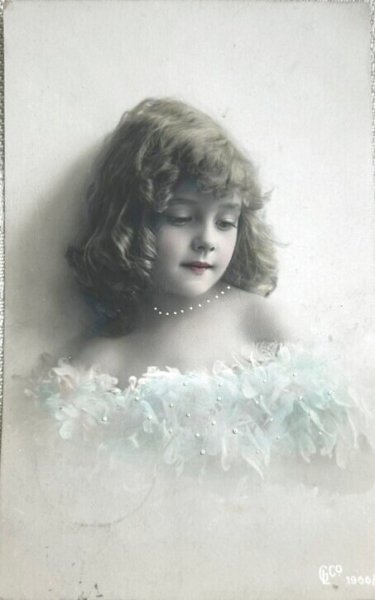 画像1: Postcard    アンティークポストカード　女の子　写真　 Grete Reinwald  ドイツ1908年 (1)