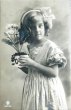 画像1: Postcard    アンティークポストカード　お花と女の子　写真　 Grete Reinwald  ドイツ1909年 (1)