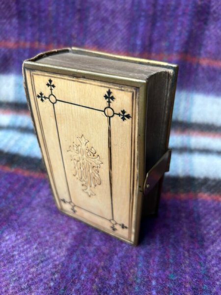 画像4: VIntage Book　アンティーク　イギリス　祈祷書 The Book of Common Prayer　押し花入り 　オックスフォード大学 (4)