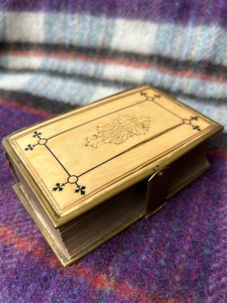 画像3: VIntage Book　アンティーク　イギリス　祈祷書 The Book of Common Prayer　押し花入り 　オックスフォード大学 (3)