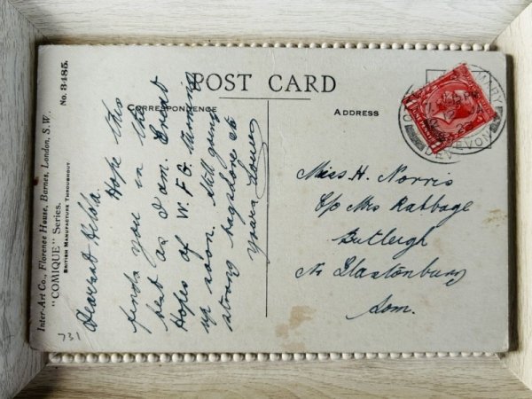 画像3: Postcard  　アンティークポストカード　暖炉の前の黒猫たち　イギリス1923年 (3)