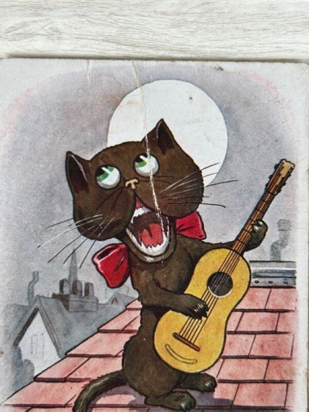 画像2: Postcard  　アンティークポストカード　Good Luck　屋根の上でギターを弾く黒猫　イギリス (2)