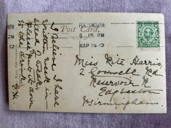 画像2: Postcard　アンティークポストカード　日本風の傘と子猫4匹　写真　イギリス1912年（未使用） (2)