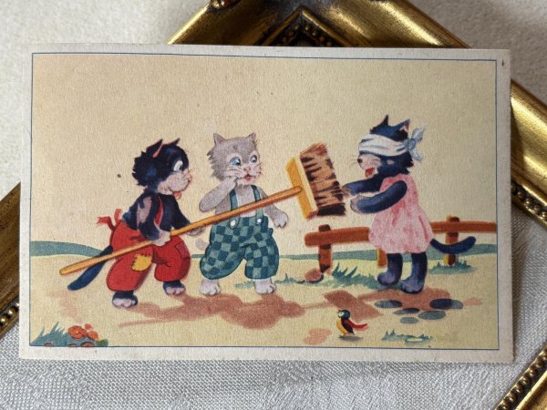 画像2: Postcard　アンティークポストカード　目隠し鬼さん　猫　（未使用） (2)