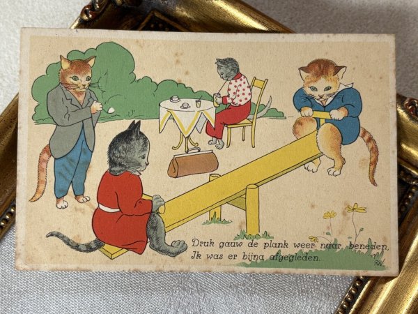 画像2: Postcard　アンティークポストカード 　シーソー遊ぶをする猫　1935年 (2)
