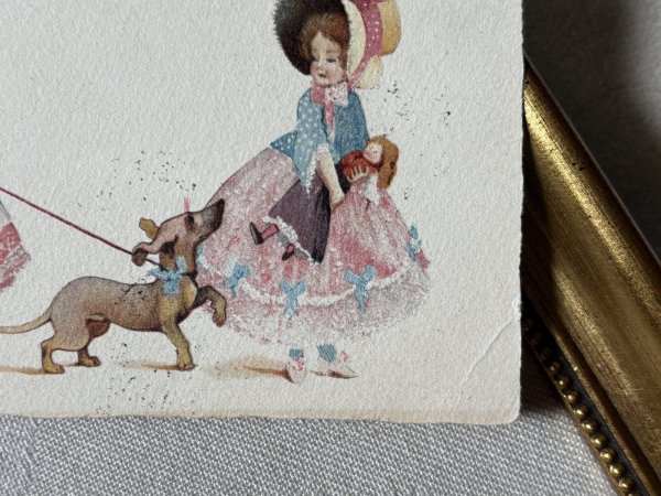 画像3: Postcard アンティークポストカード ダックスフンド犬を連れ歩く女の子 フランス1924年 (3)