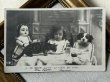 画像3: Postcard　アンティークポストカード　お茶の時間　女の子のティータイム　犬とお人形と猫　フランス1904年　写真 (3)