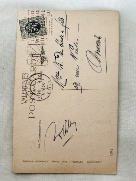 画像2: Postcard 　アンティークポストカード　絵描きの女の子　1583　 Mabel Lucie Attwell (2)