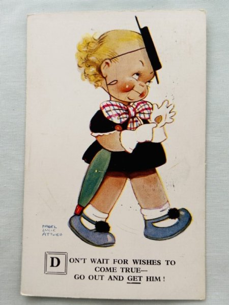 画像1: Postcard 　アンティークポストカード　お出かけをする女の子　2920　Mabel Lucie Attwell (1)