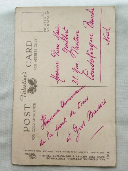 画像2: Postcard  アンティークポストカード キスの手紙を送る男の子と子猫 1164 Mabel Lucie Attwell  (2)