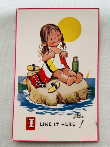 画像1: Postcard 　アンティークポストカード　海水浴をする女の子　5925 Mabel Lucie Attwell (1)