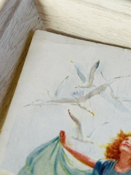 画像3: Postcard  アンティークポストカード　海辺の少女　カモメ　Sea Joy by Margaret Tarrant (3)